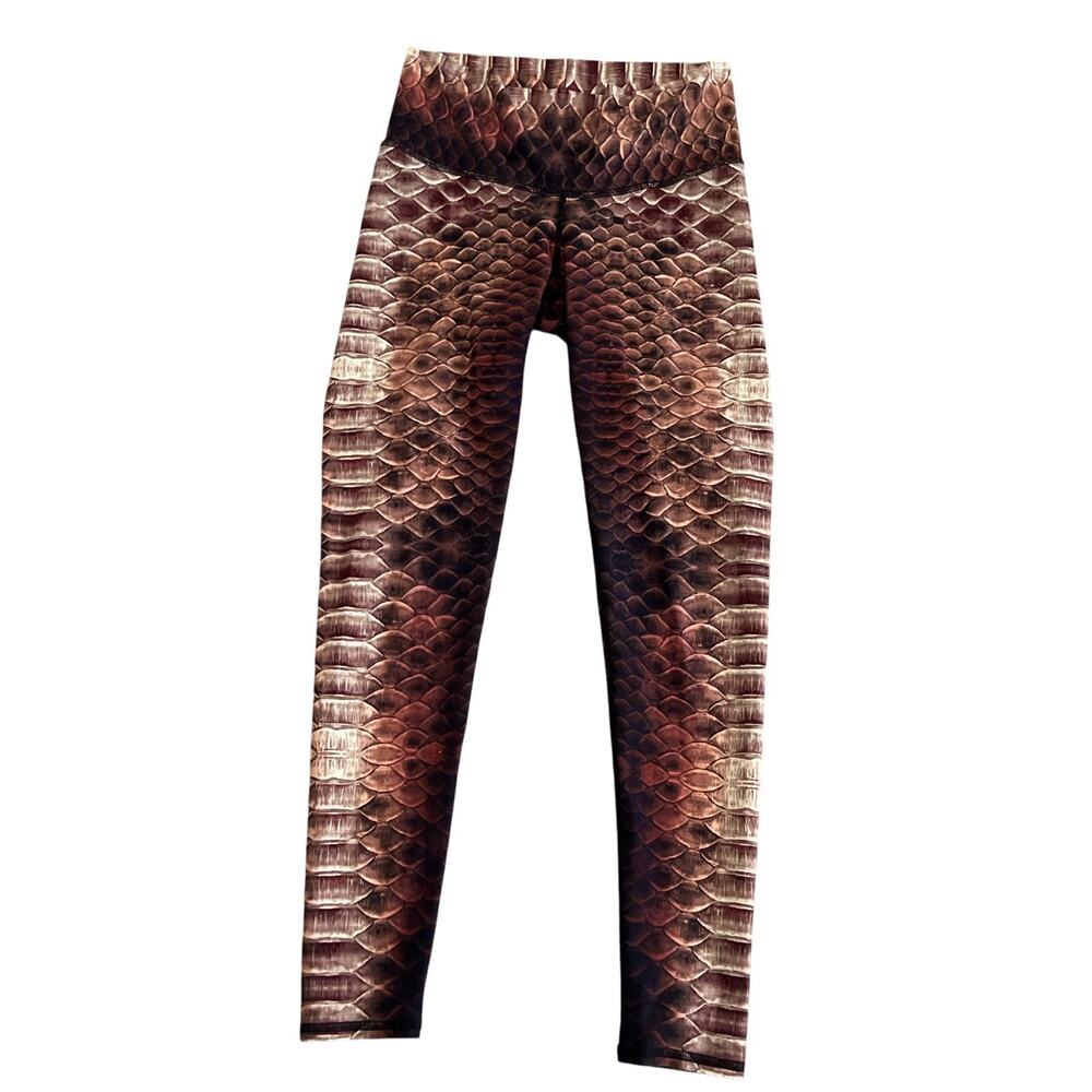 RARE Niyama Sol dragon scale leggings sz M, no longer in print yoga GOT inspired